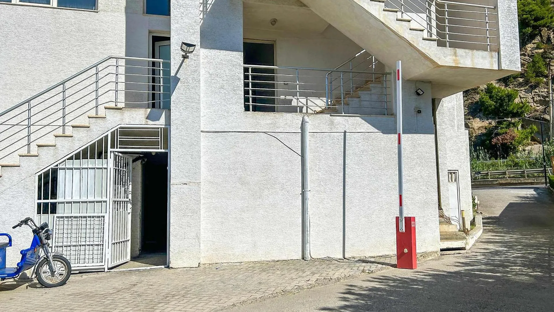 Duplex 780 - Two Floors, Terrace & Seaview Apartment Durres