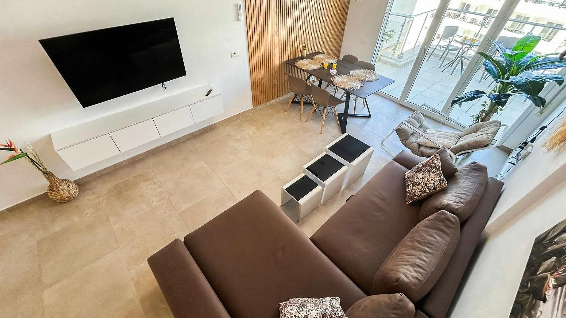 Duplex 780 - Two Floors, Terrace & Seaview Apartment Durres