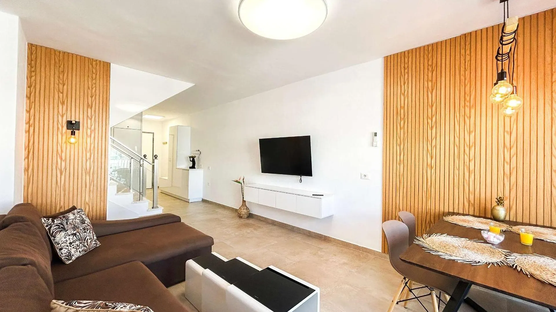 Duplex 780 - Two Floors, Terrace & Seaview Apartment Durres 0*,